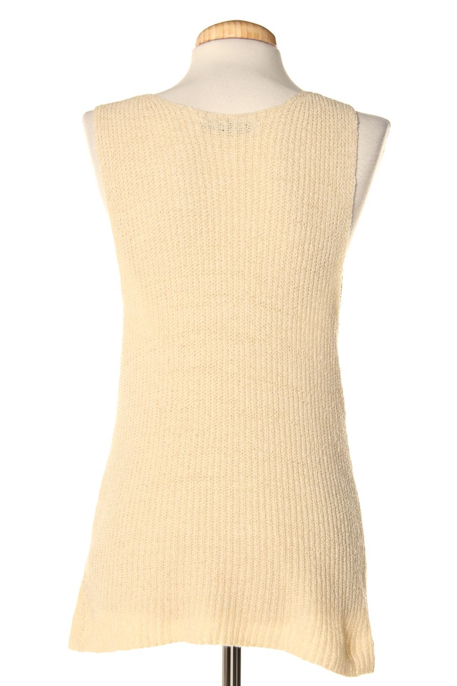 Top de Zara de la talla M, de color beige