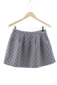 Aufwändiger Rock XS Bizzbee