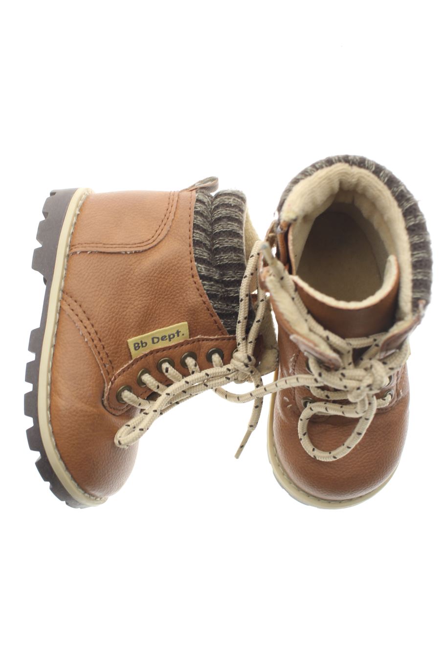 Zapatos de BB dept de la talla 20 con etiqueta