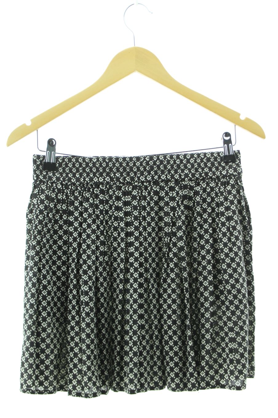 Jupe Mango de la taille XS, de couleur noir