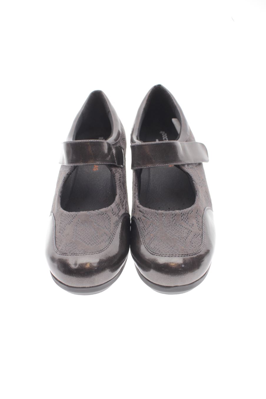 Zapatos planos de DOCTOR CUTILLAS de la talla 39, de color marrón de