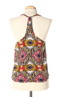 Aufwändiges Top XS Undiz