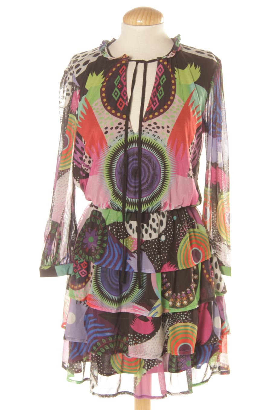 Robe casual Desigual de la taille M, de couleur imprimés