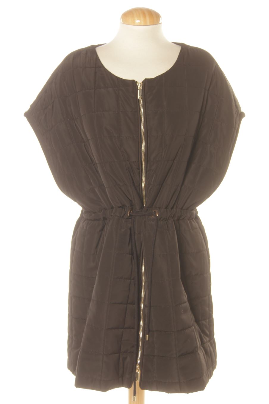 Gilet imbottito de Purificación García de la talla L, de color nero