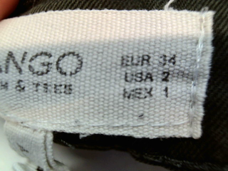 Jeans Mango de la taille 34, de couleur vert de denim