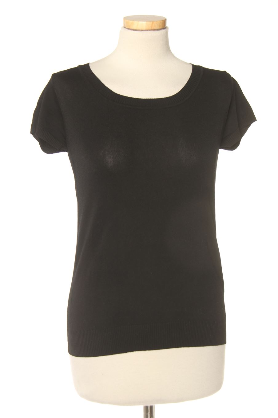 T-shirt Yera de la taille 42, de couleur noir