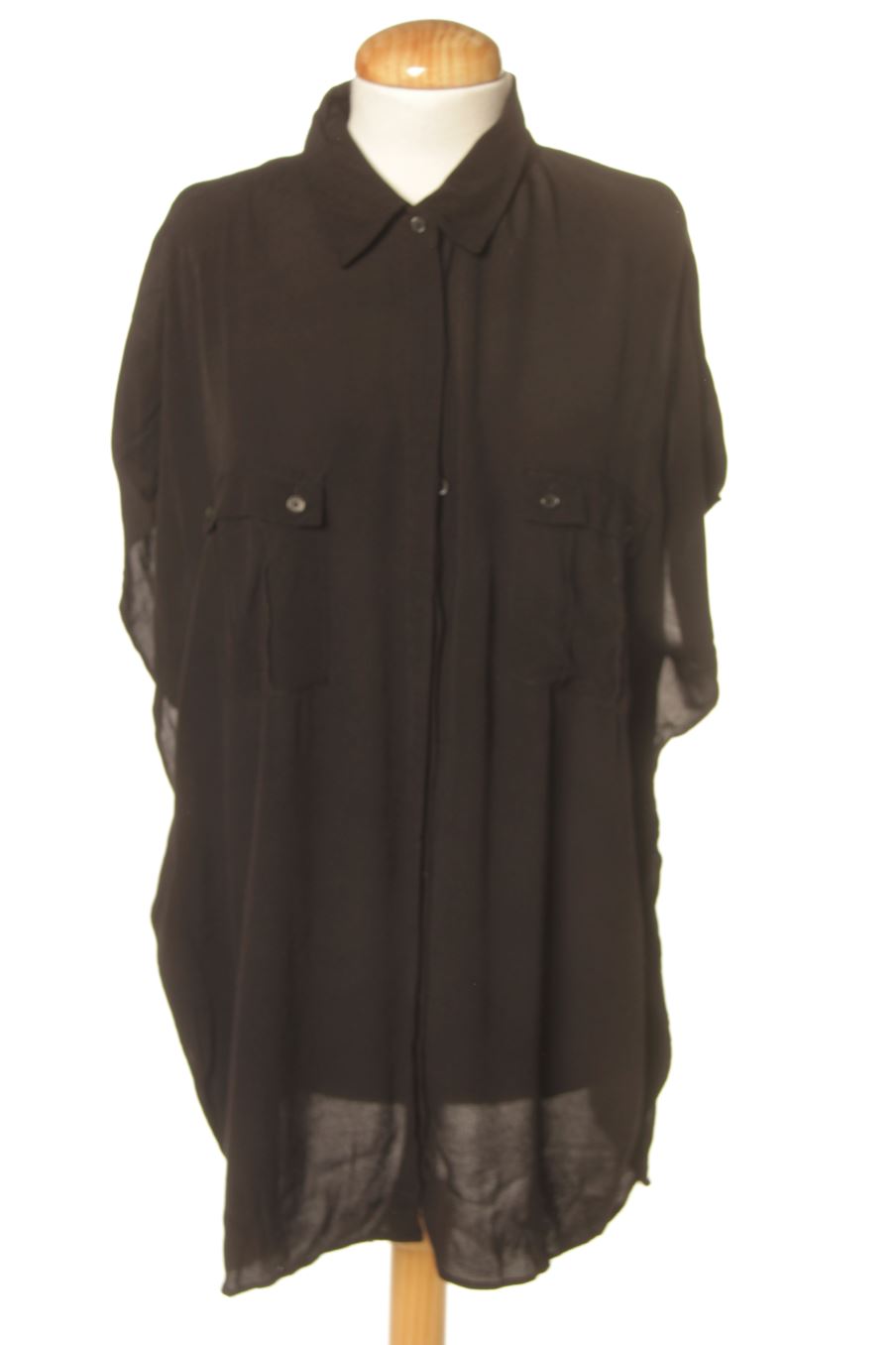 Chemise Monoprix de la taille 44, de couleur noir