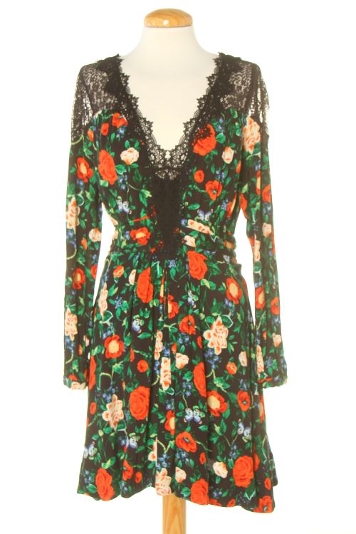 Einfaches Kleid