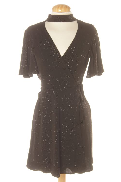 Aufwändiges Kleid