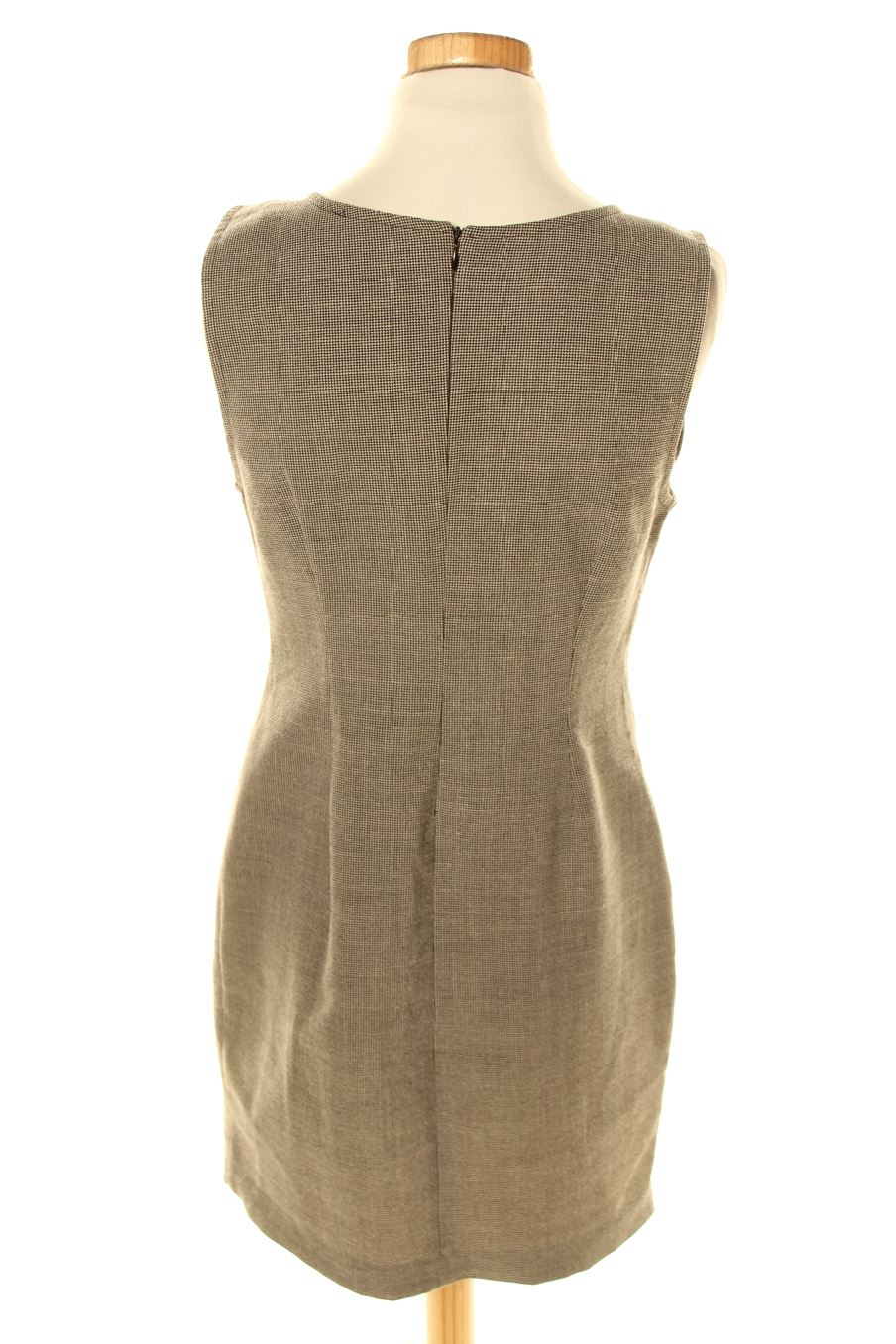 Robe casual Caroll de la taille 38, de couleur noir