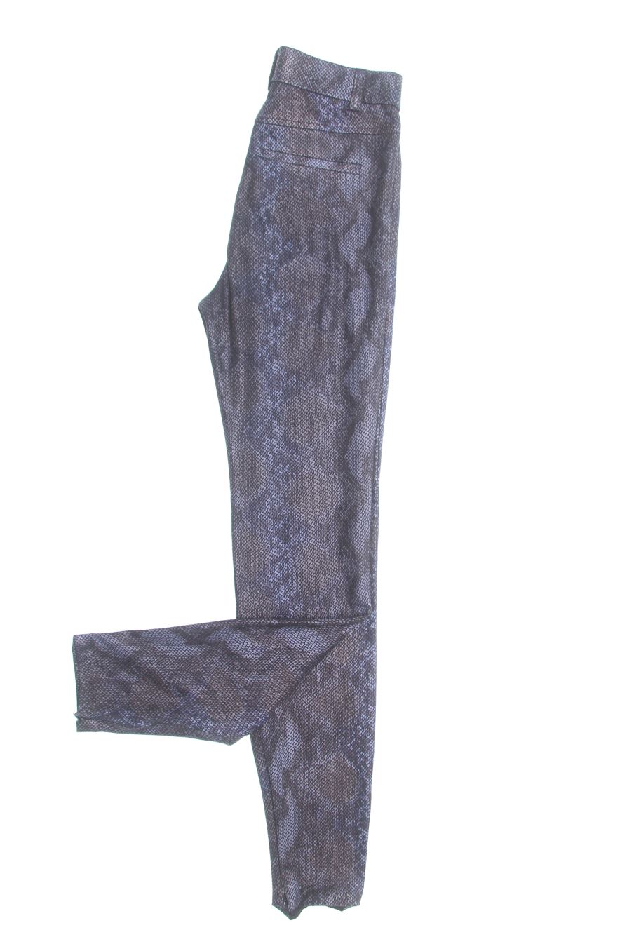 Pantalones de Trf (ZARA) de la talla XS, de color negro