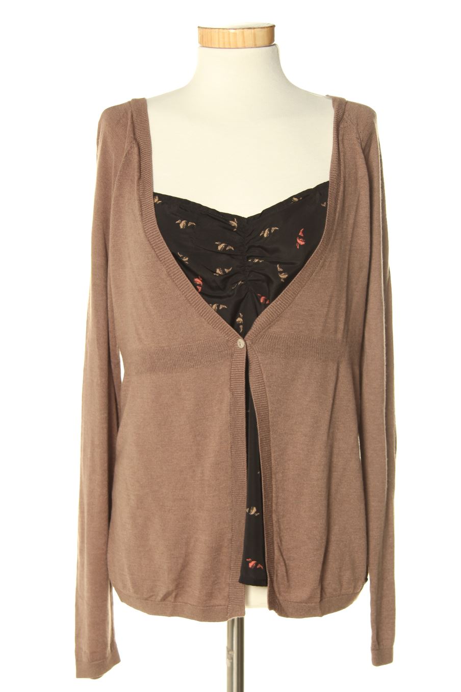 Pull DDP de la taille M, de couleur marron