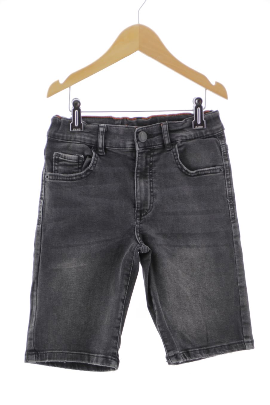 Vaqueros cortos de Zara de la talla 9 años de denim de segunda mano