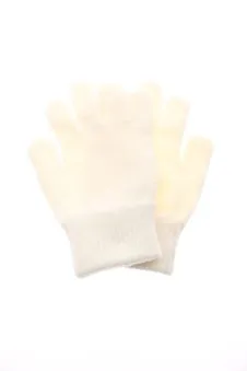 Guantes 2-4 años C&A