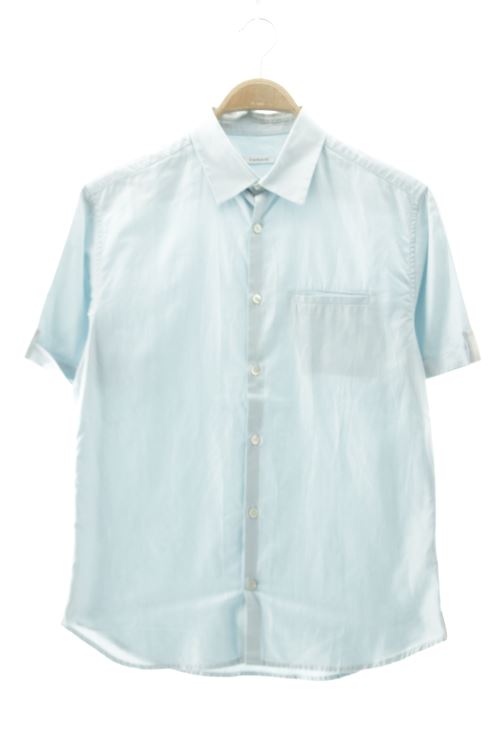 Chemise à manches courtes