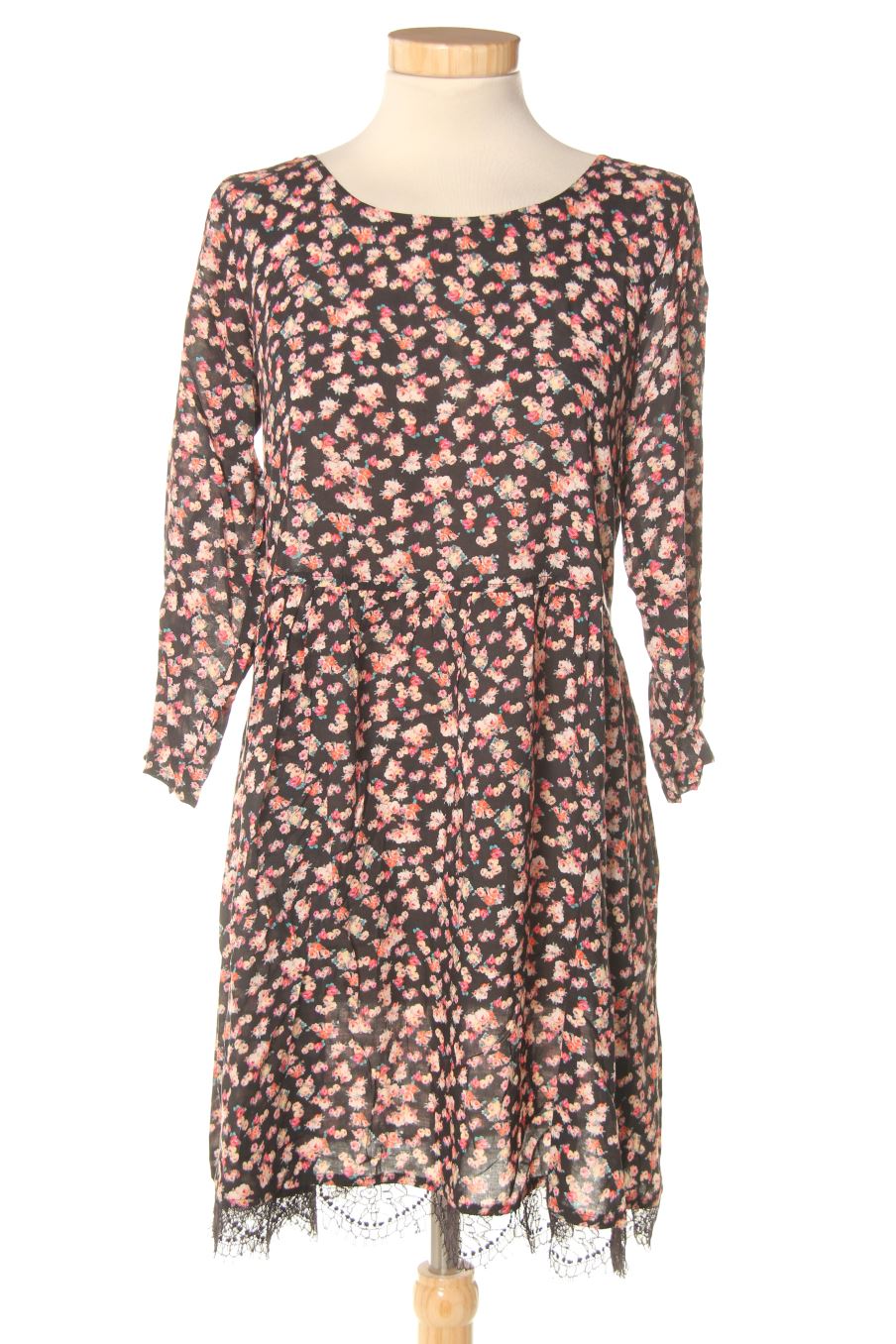 Vestido casual de Pull & Bear de la talla M, de color flores