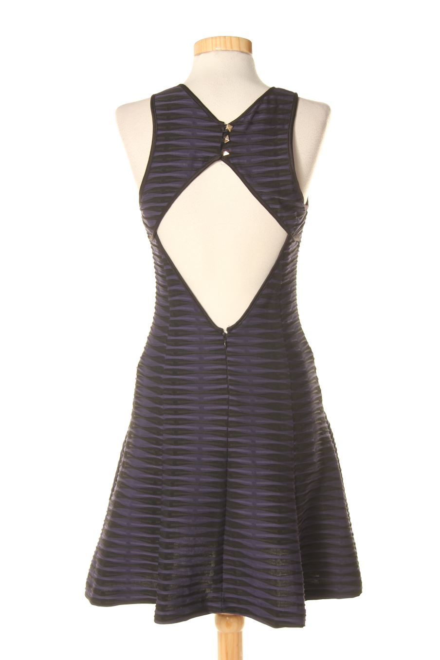 Robe casual Guess de la taille S, de couleur imprimés