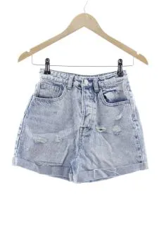 Pantalón corto 32 Stradivarius, foto 1 de 2