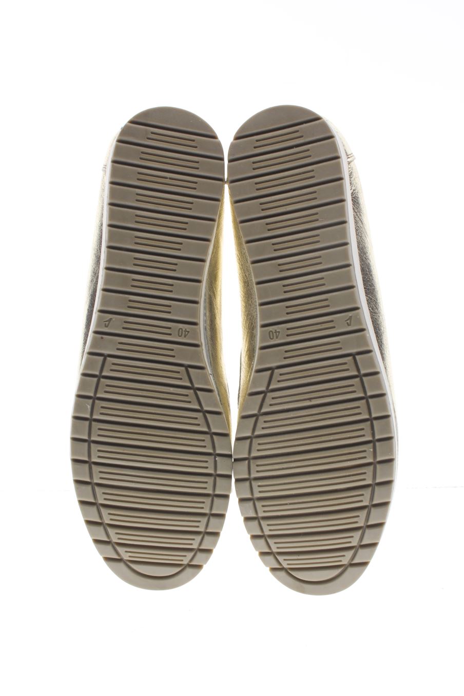 Zapatos planos de Pedro Torres de la talla 40, de color dorado de