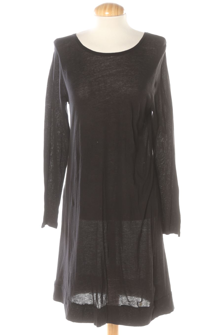 Robe casual Anna+Adrianna de la taille M, de couleur noir