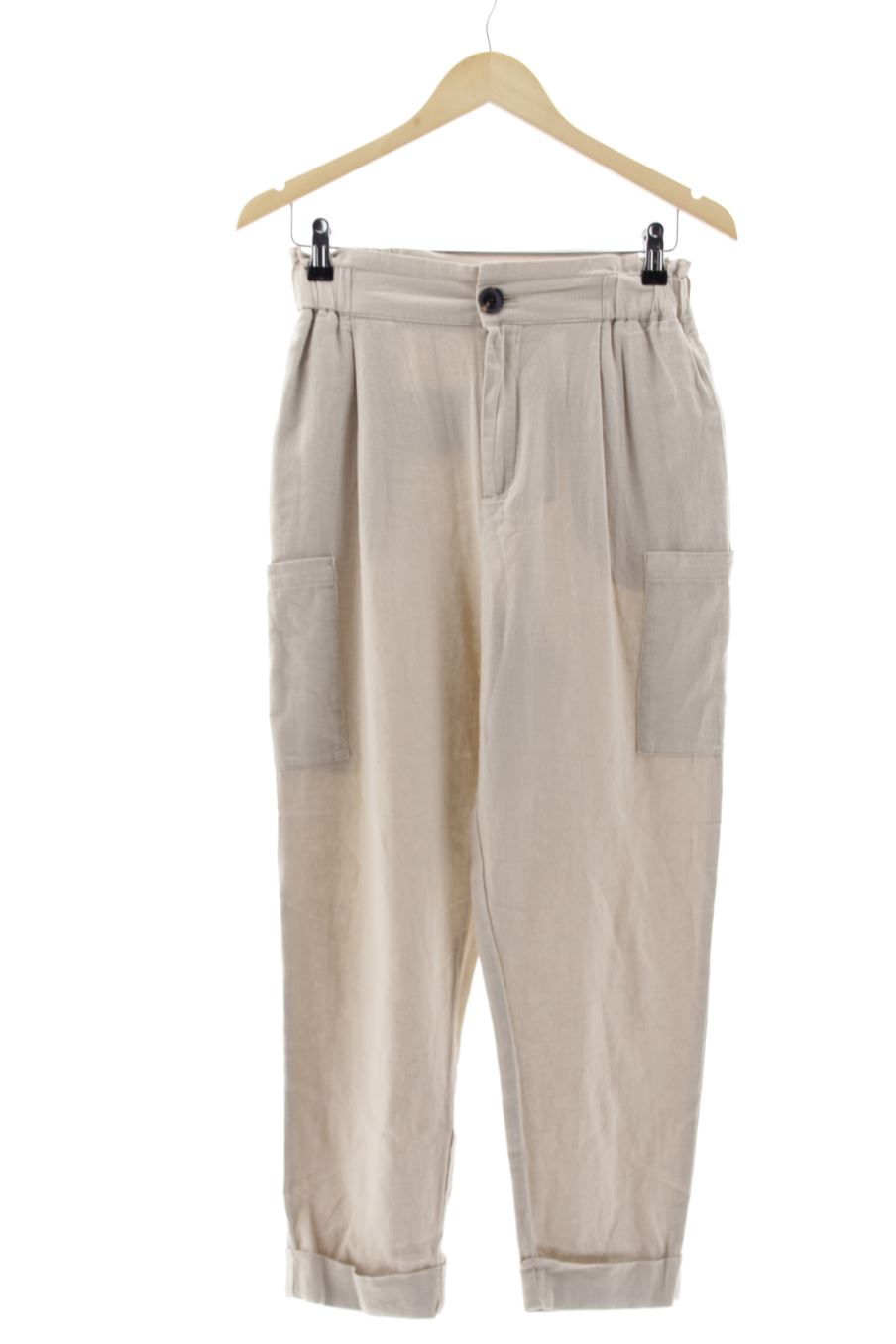 Pantalón de Zara de la talla 32, de color beige