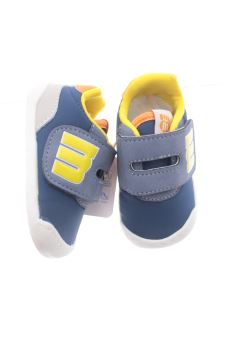 Chaussures de sport 19 Mustang, photo 1 sur 2