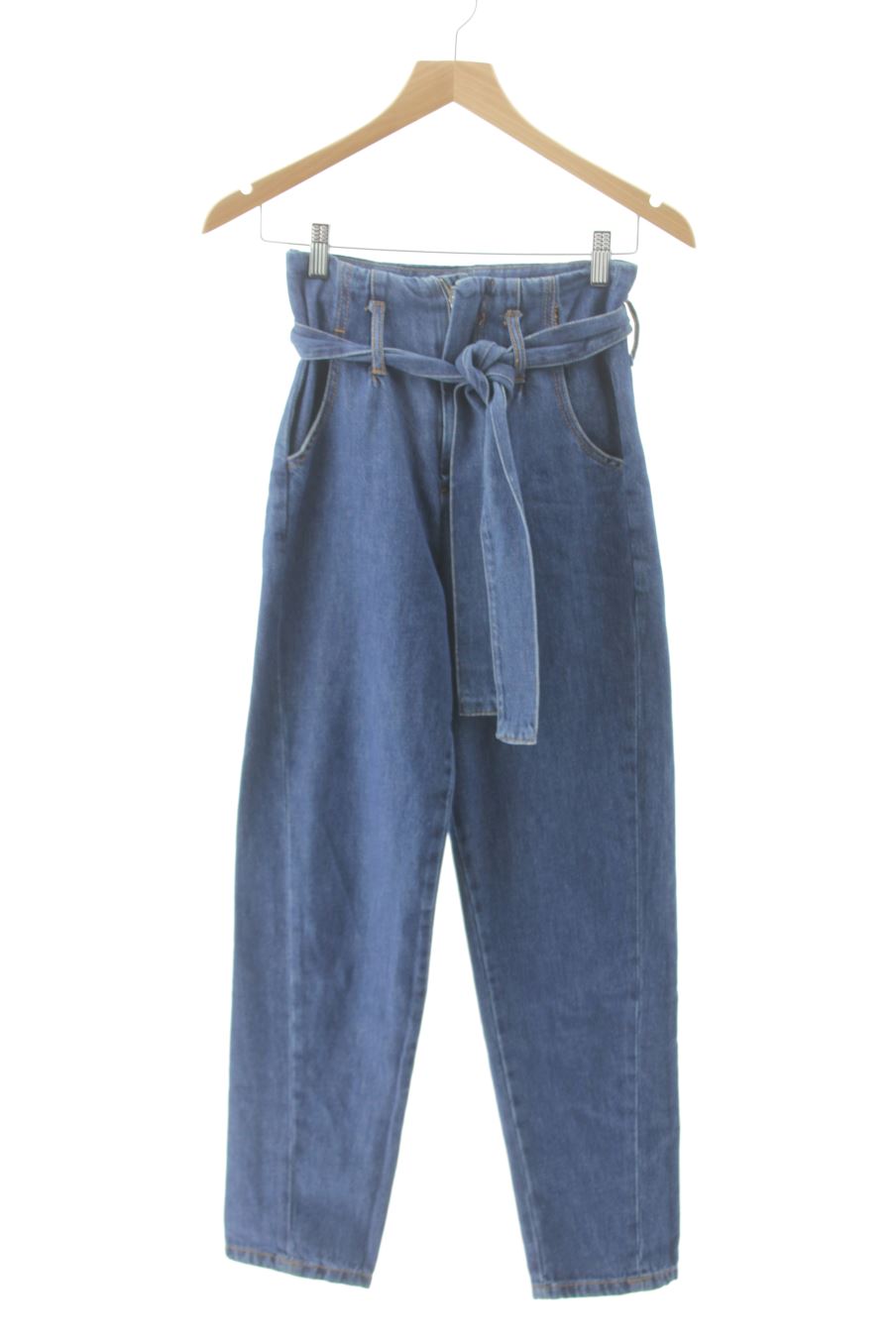 Jeans Stradivarius de la taille 34, de couleur bleu