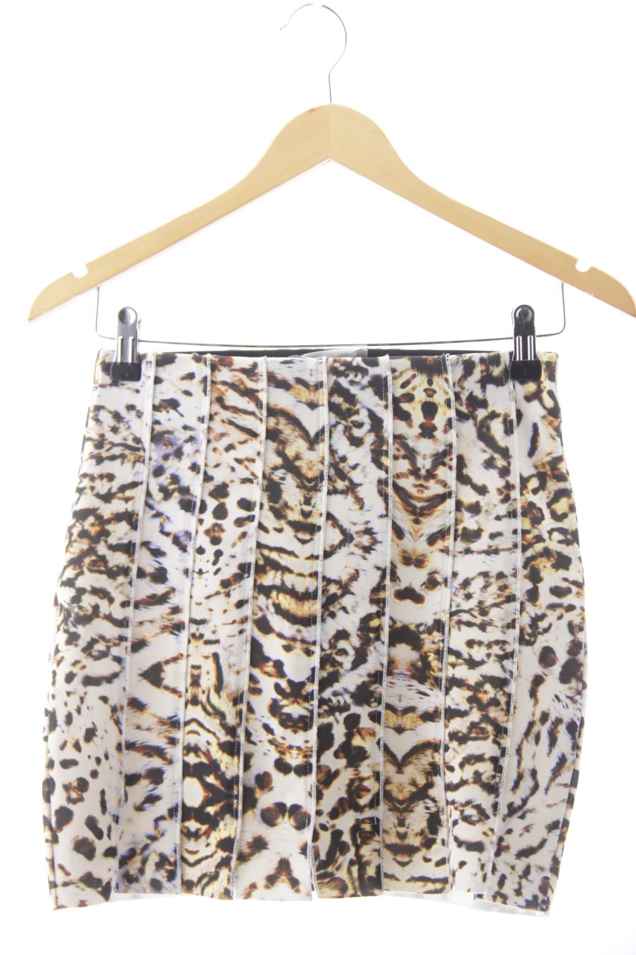 Falda de Zara de la talla S, de color animal print
