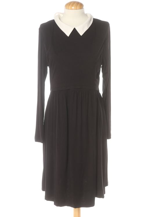 Einfaches Kleid
