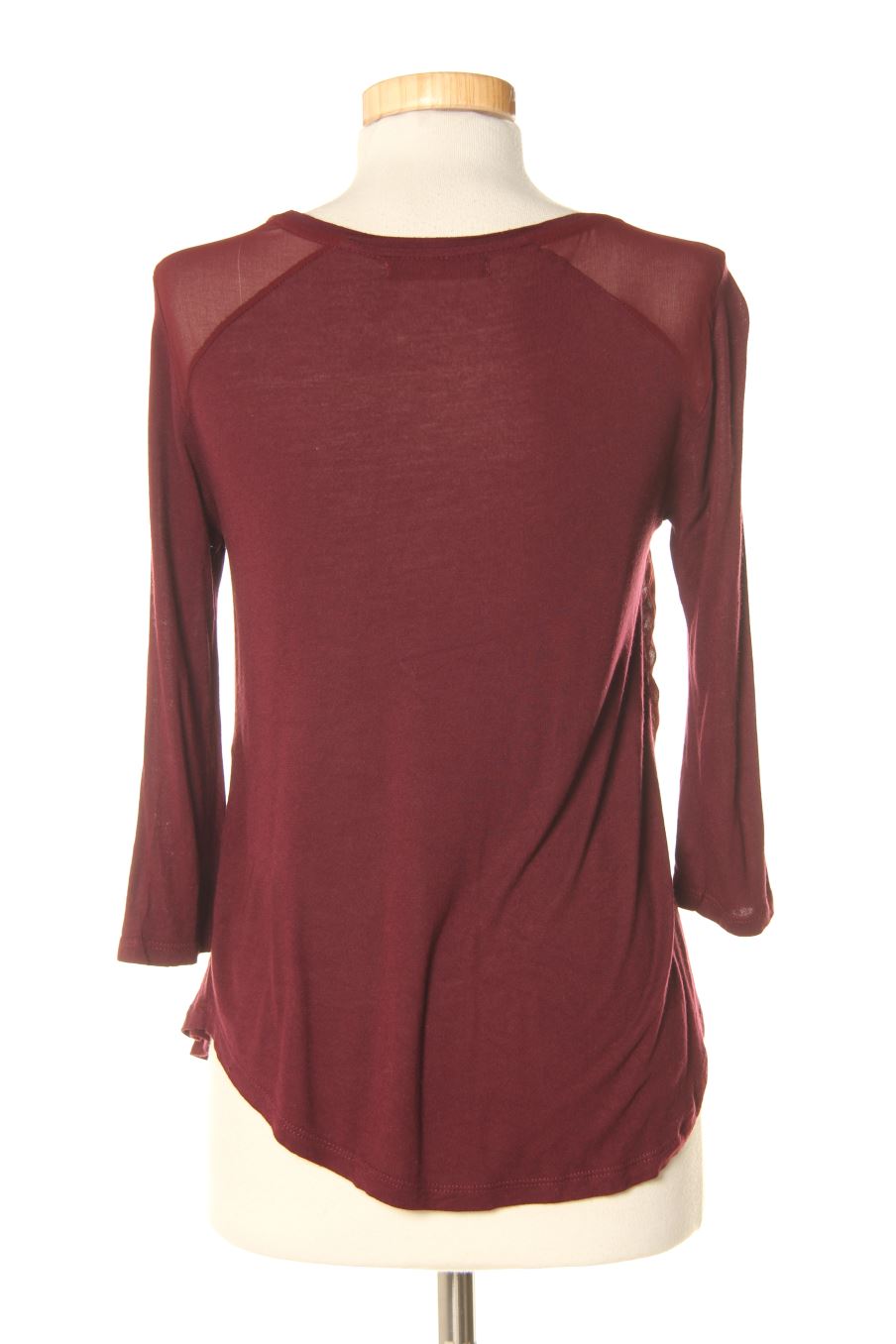 Blusa de manga larga de Bershka de la talla S, de color burdeos