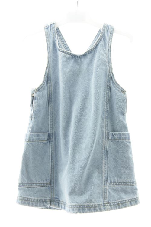 Aufwändiges Kleid