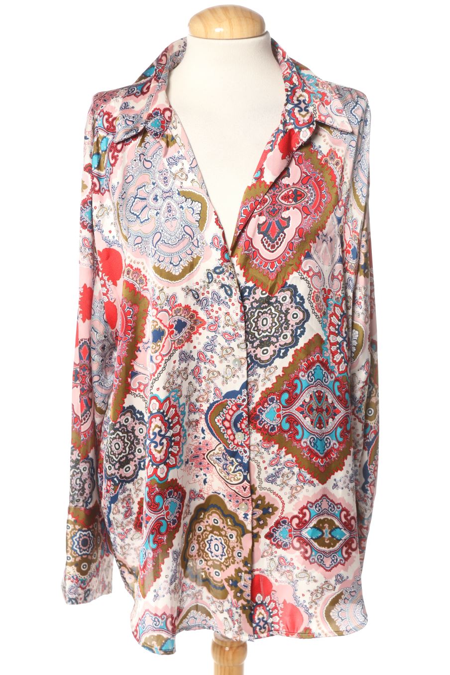 Chemise Zara de la taille XL, de couleur imprimés