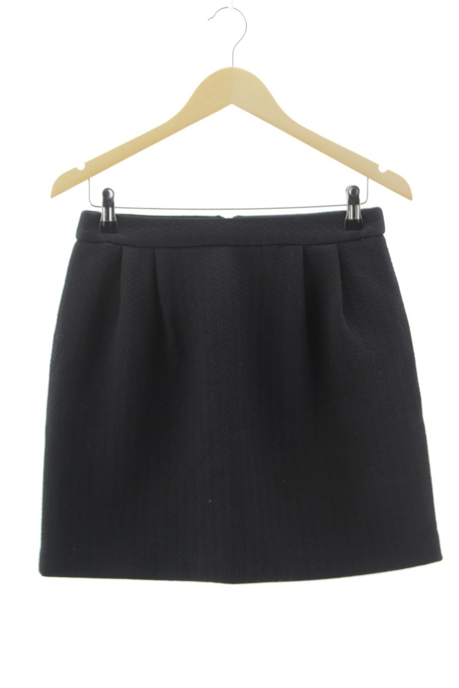 Jupe Monoprix de la taille 38, de couleur noir