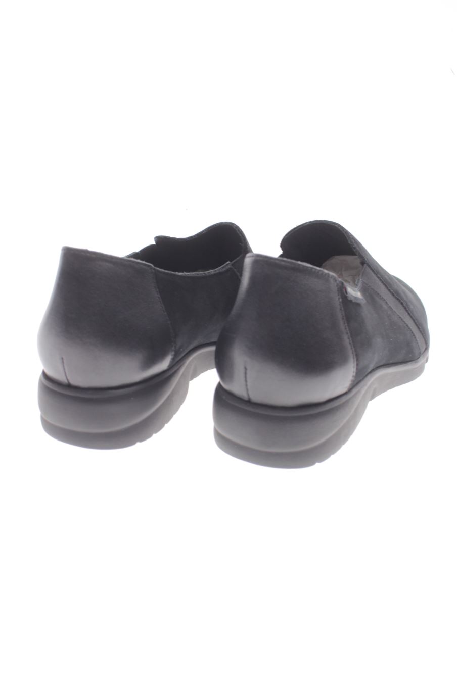Zapatos planos de Mephisto de la talla 39, de color negro de