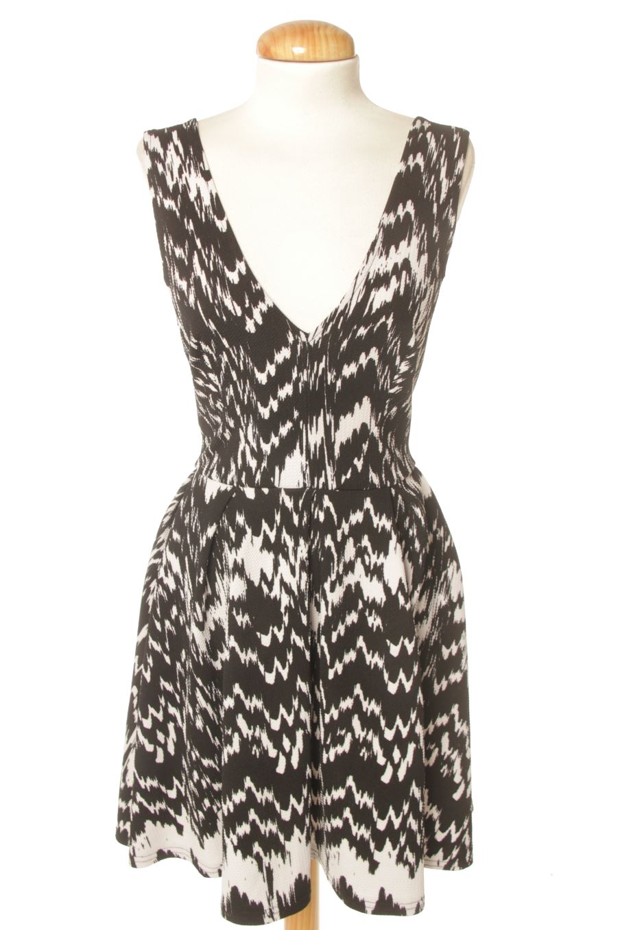 Robe casual Tfnc de la taille XS, de couleur imprimés