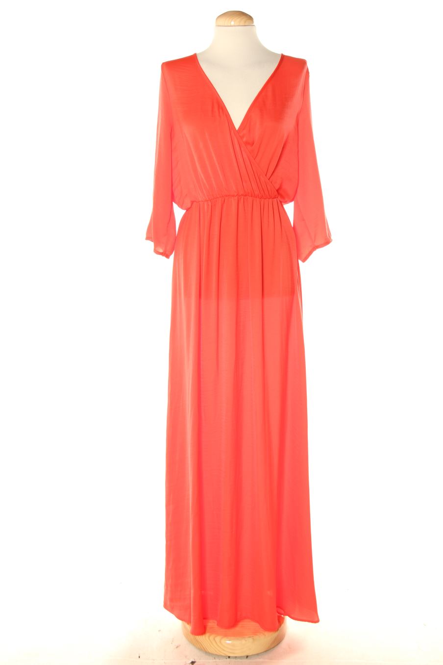 Robe Naf Naf de la taille 38, de couleur rouge