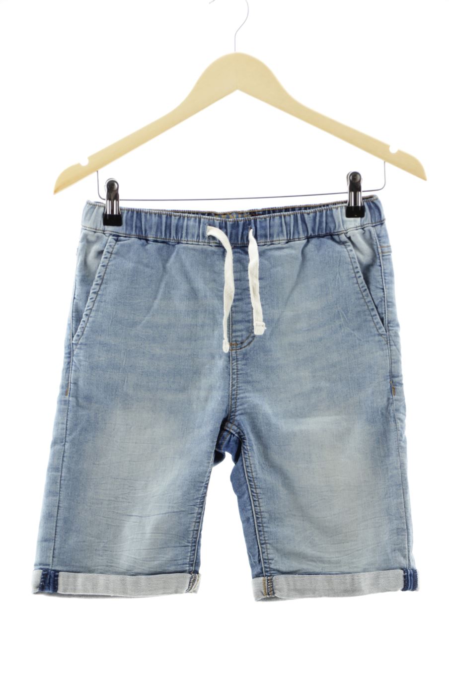Short en jean BTS Brotes de la taille 11 ans de seconde main
