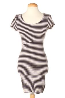 Robe casual S Pull & Bear, photo 1 sur 2