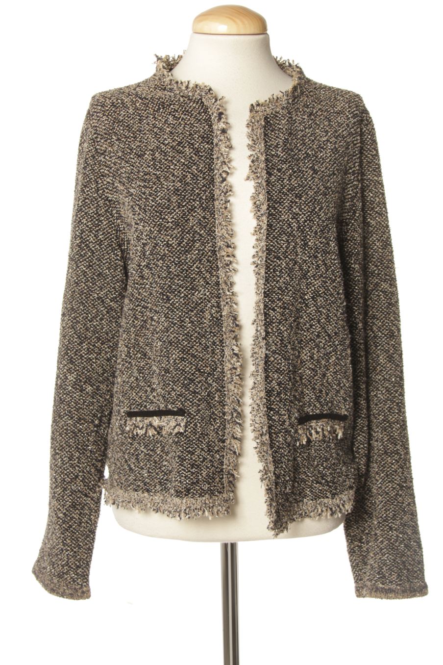 Chaqueta de Massimo Dutti de la talla M, de color negro