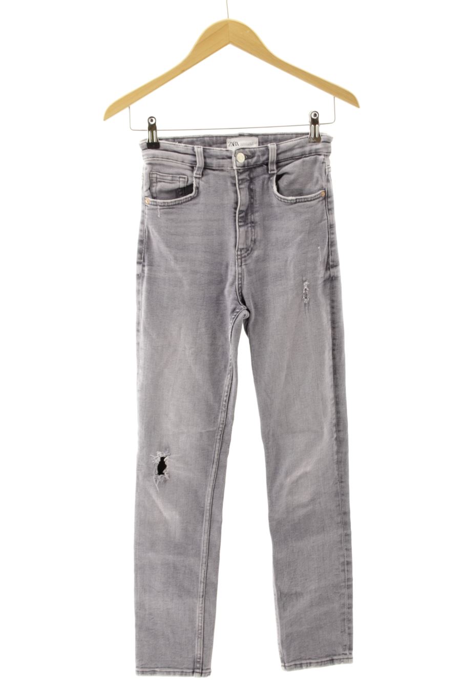 Vaquero de Zara de la talla 34, de color gris de ropa vaquera