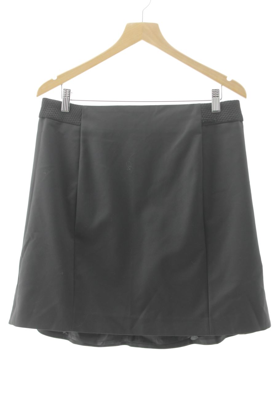Jupe Pedro del Hierro de la taille 42, de couleur noir