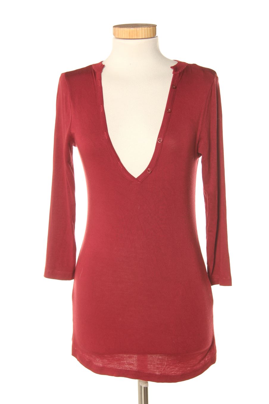 Camiseta de manga larga de Stradivarius de la talla M, de color rojo