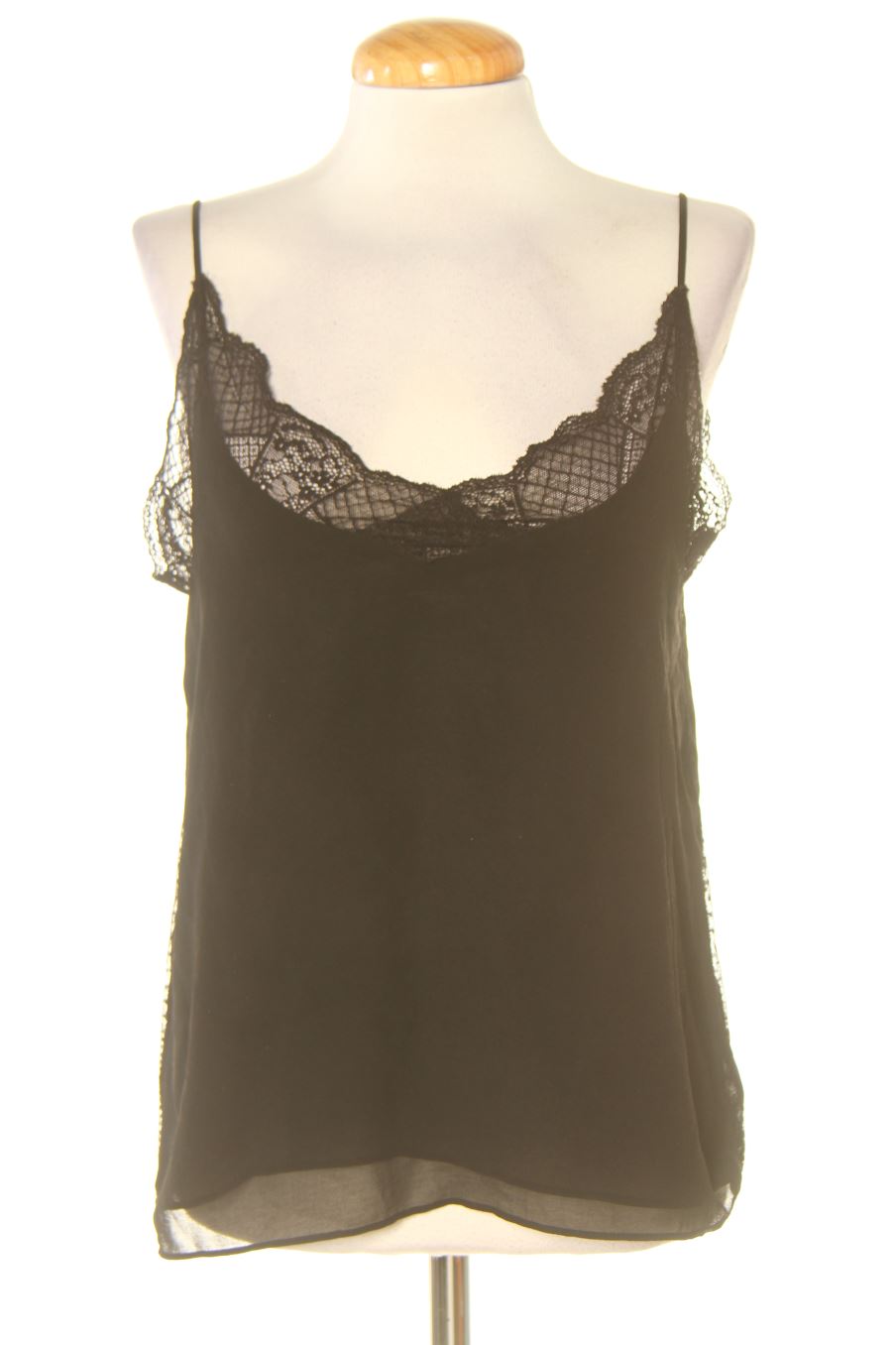 Top de Zara de la talla XS, de color negro
