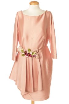 Aufwändiges Kleid 42 MISURA COSTURA