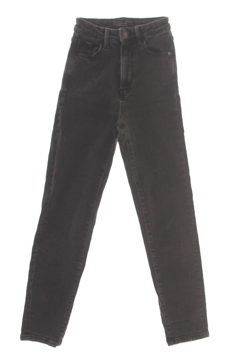 Jeans de Stradivarius de la talla 32, de color grigio