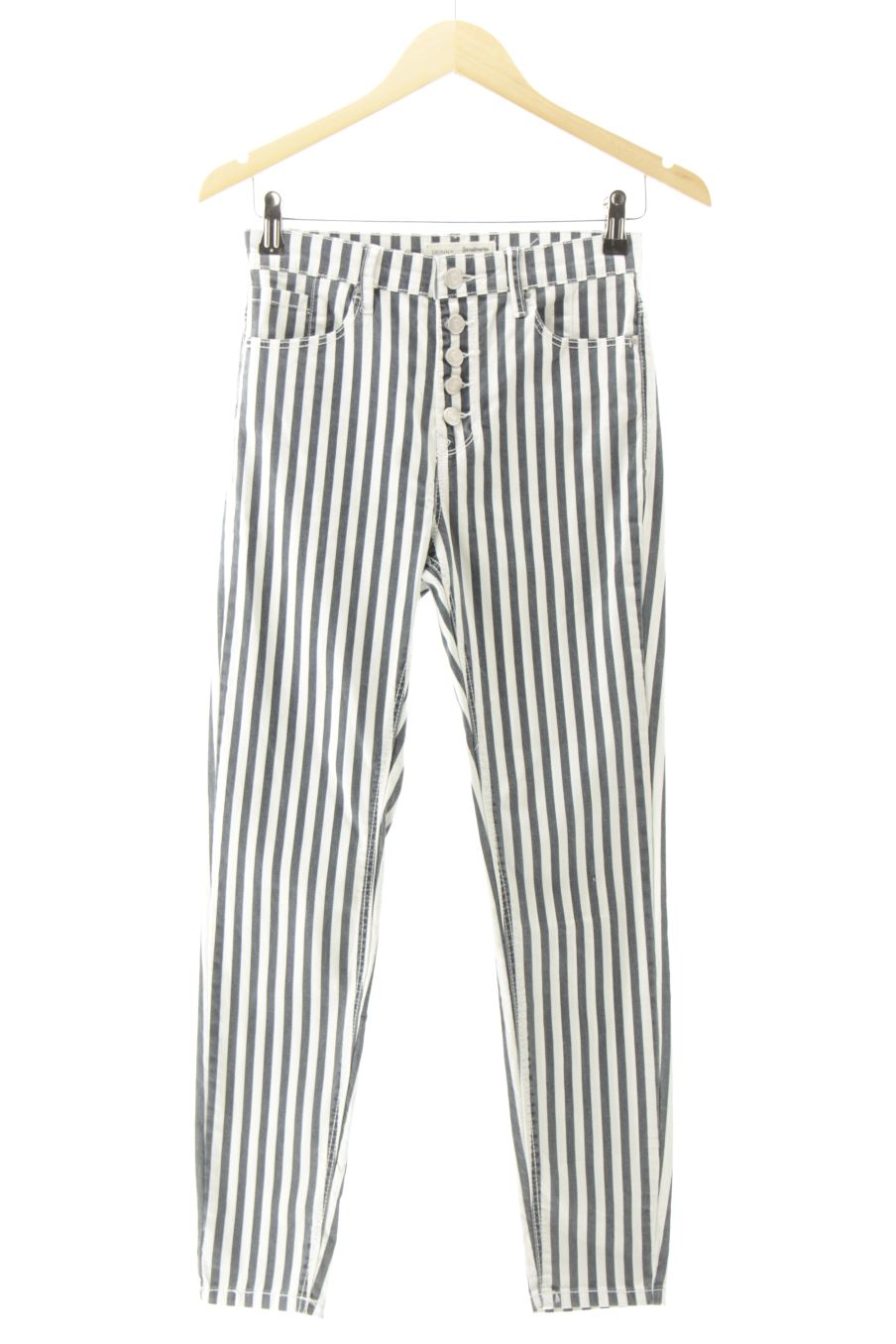 Jeans de Stradivarius de la talla 34, de color righe