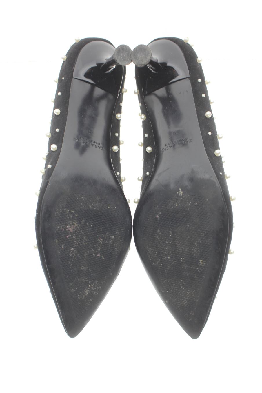 Zapatos de tacon de Zara de la talla 38, de color negro de