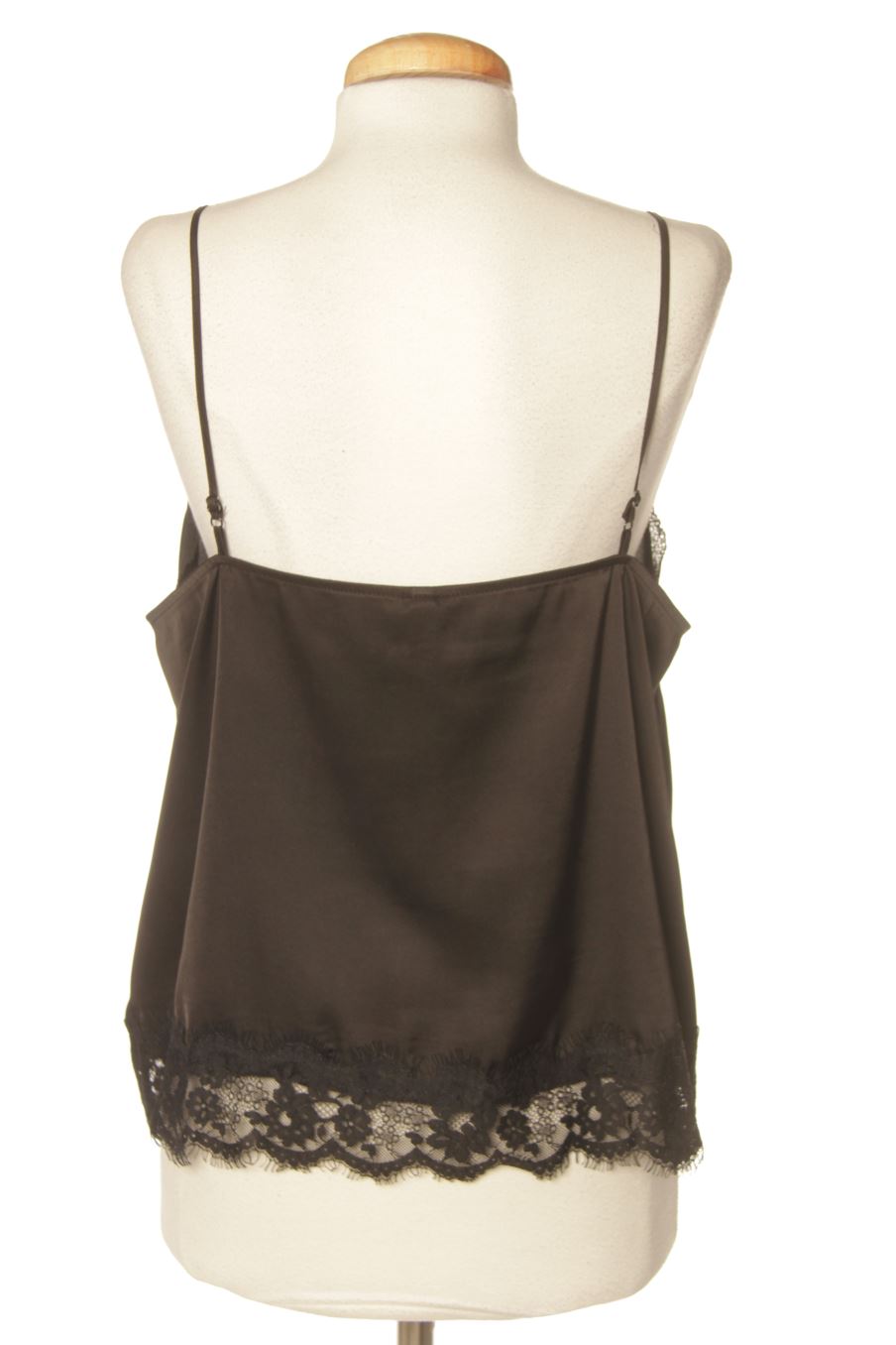 Top H&M de la taille 40, de couleur noir
