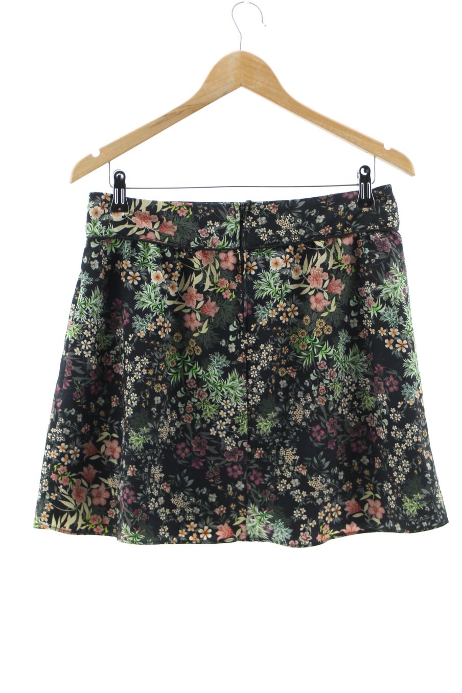 Jupe Naf Naf de la taille 40, de couleur fleurs
