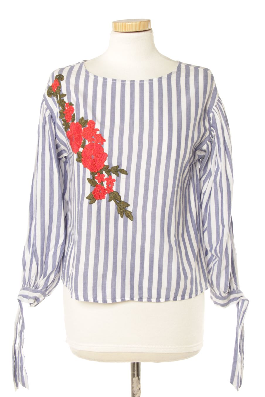 Blouse à manches longues Mango de la taille XS, de couleur rayures
